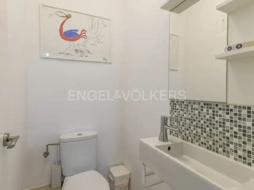 Badezimmer von Wohnung zum Verkauf in Madrid mit Klimaanlage, Heizung und Parkett