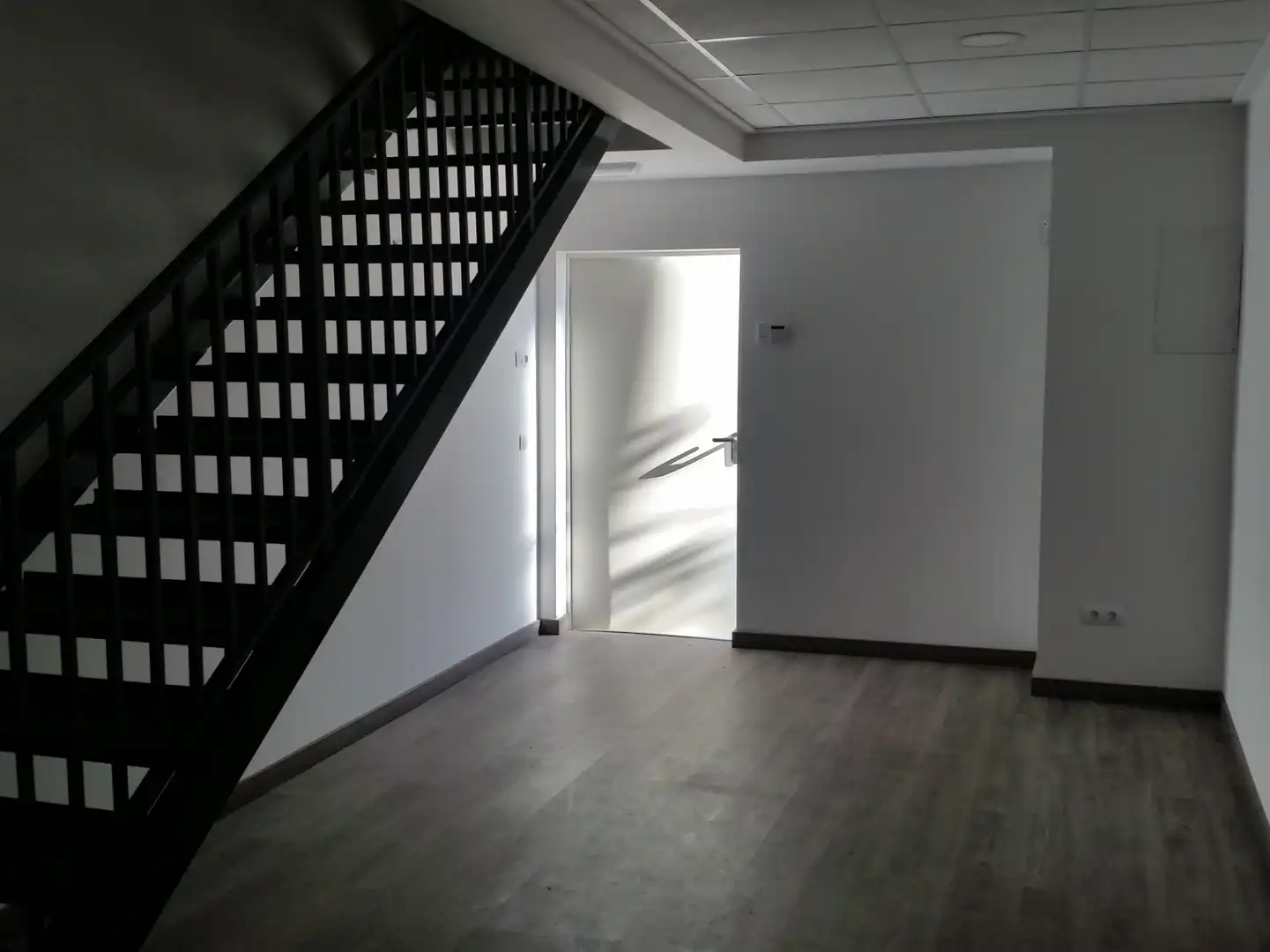 Industrial building to rent in Carrer Ciutat de Sevilla, imagen 4