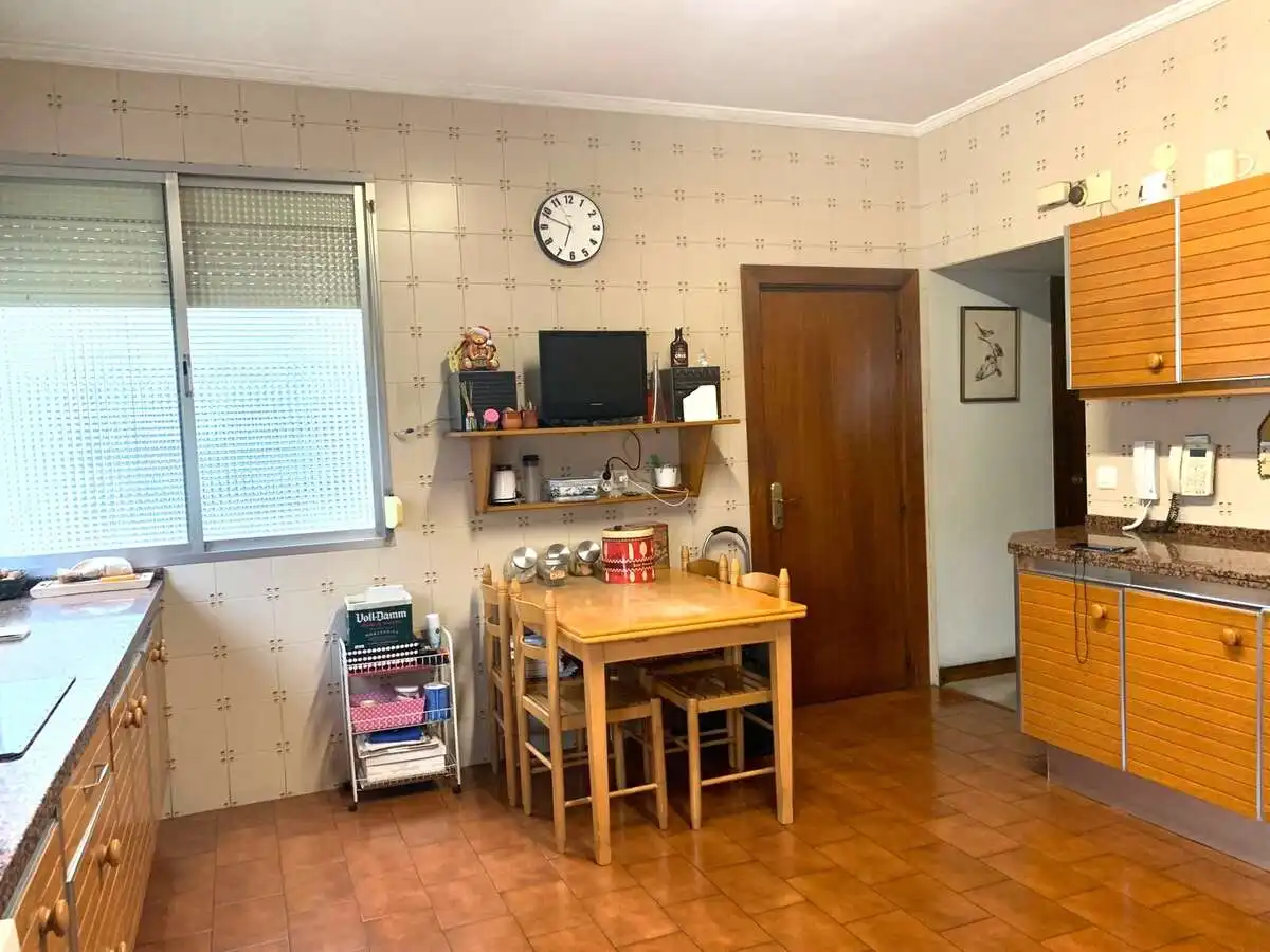 Cocina de Piso en venta en Bilbao  con Calefacción, Terraza y Trastero