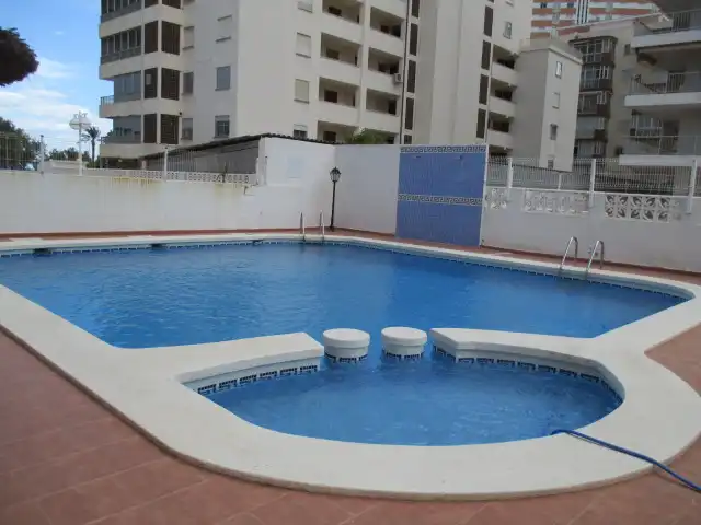 Piscina de Apartament de lloguer en Cullera amb Terrassa, Piscina i Moblat
