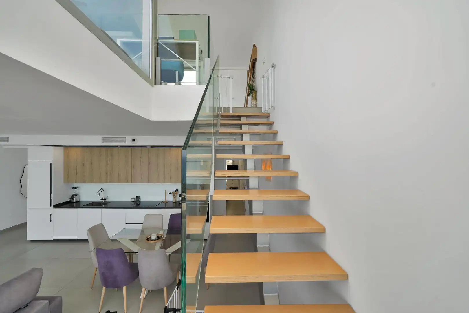 Ático en venta en Benalmádena con Jardín privado, Alarma y Piscina comunitaria