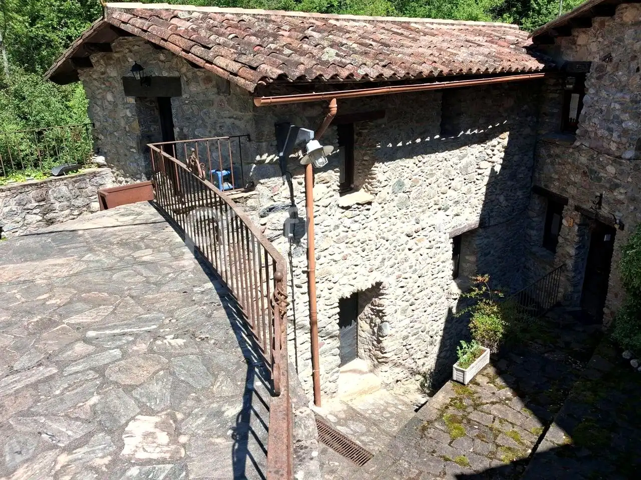 Vista exterior de Casa o chalet en venta en Camprodon con Terraza