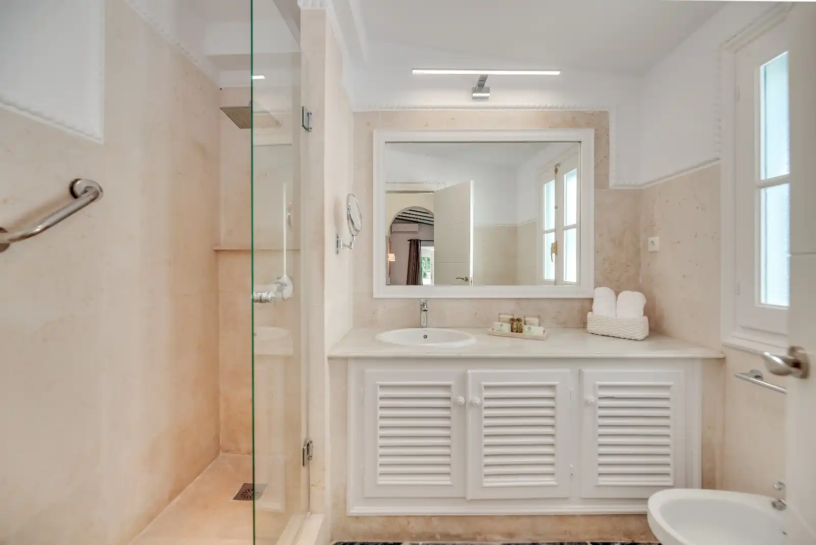 Baño de Casa o chalet en venta en Marbella con Aire acondicionado, Calefacción y Jardín privado