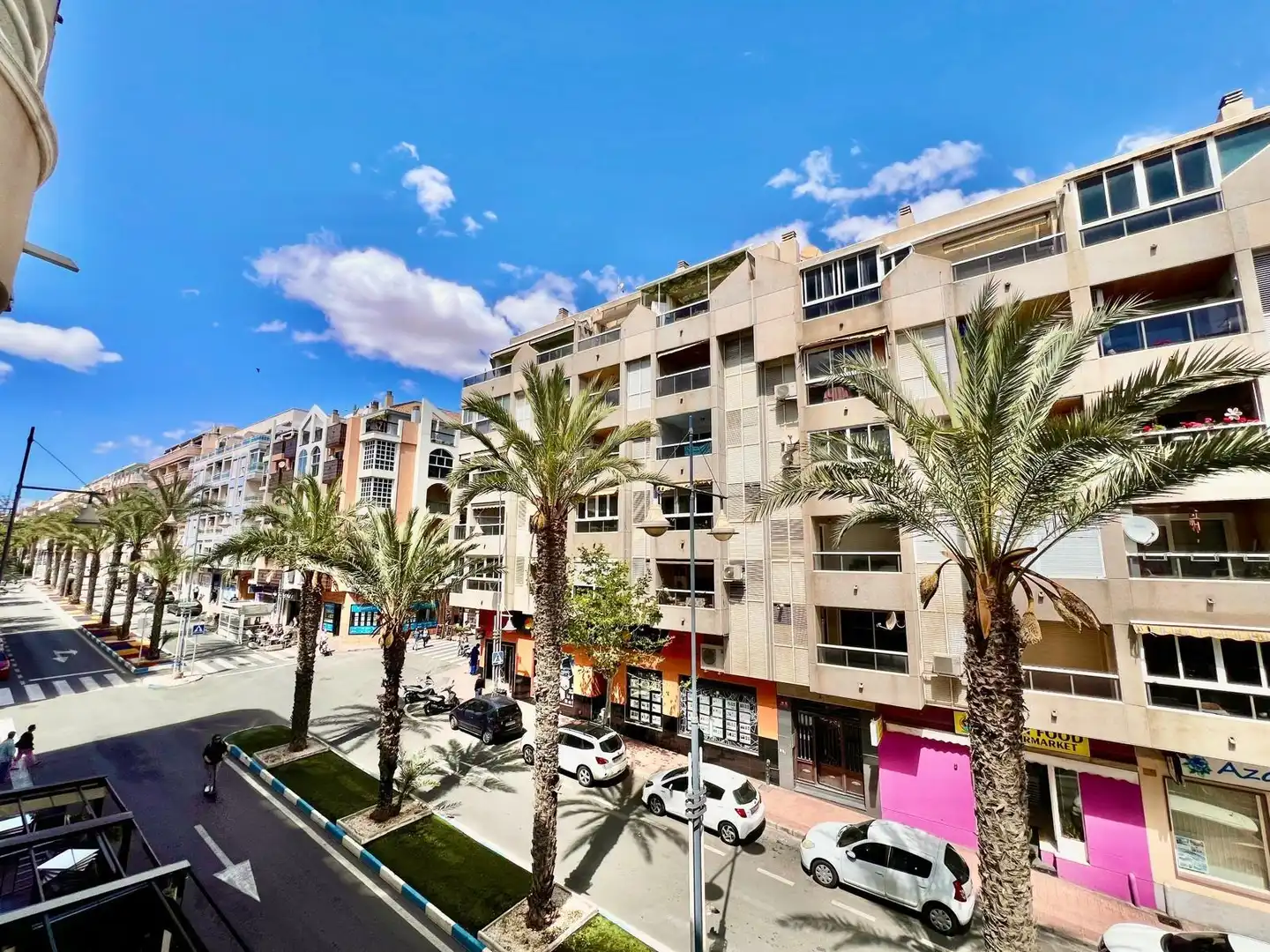 Außenansicht von Wohnungen zum Verkauf in Torrevieja mit Klimaanlage, Heizung und Möbliert