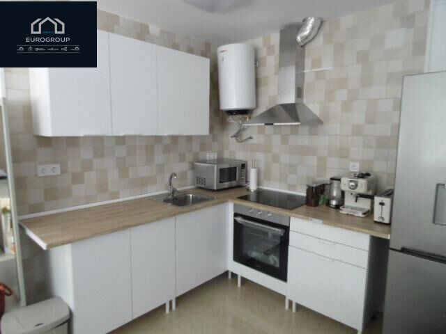 Cocina de Apartamento de alquiler en Benidorm con Jardín privado, Terraza y Amueblado