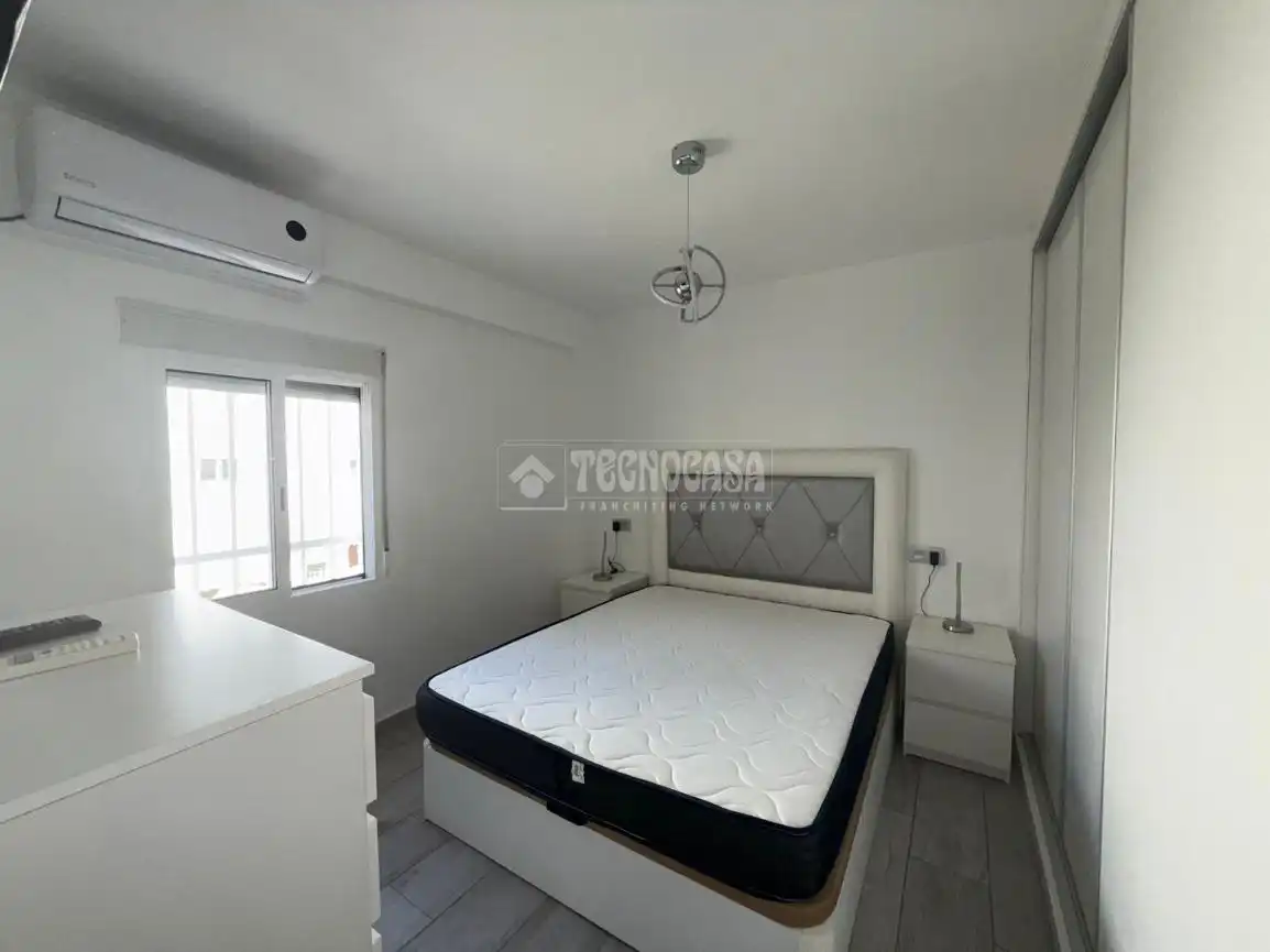 Bedroom of Flat for sale in Sevilla  with Air Conditioner