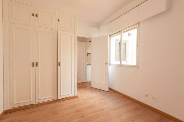 Piso en Alquiler en Calle del Capitán Salazar Martínez en Embajadores - Lavapiés
