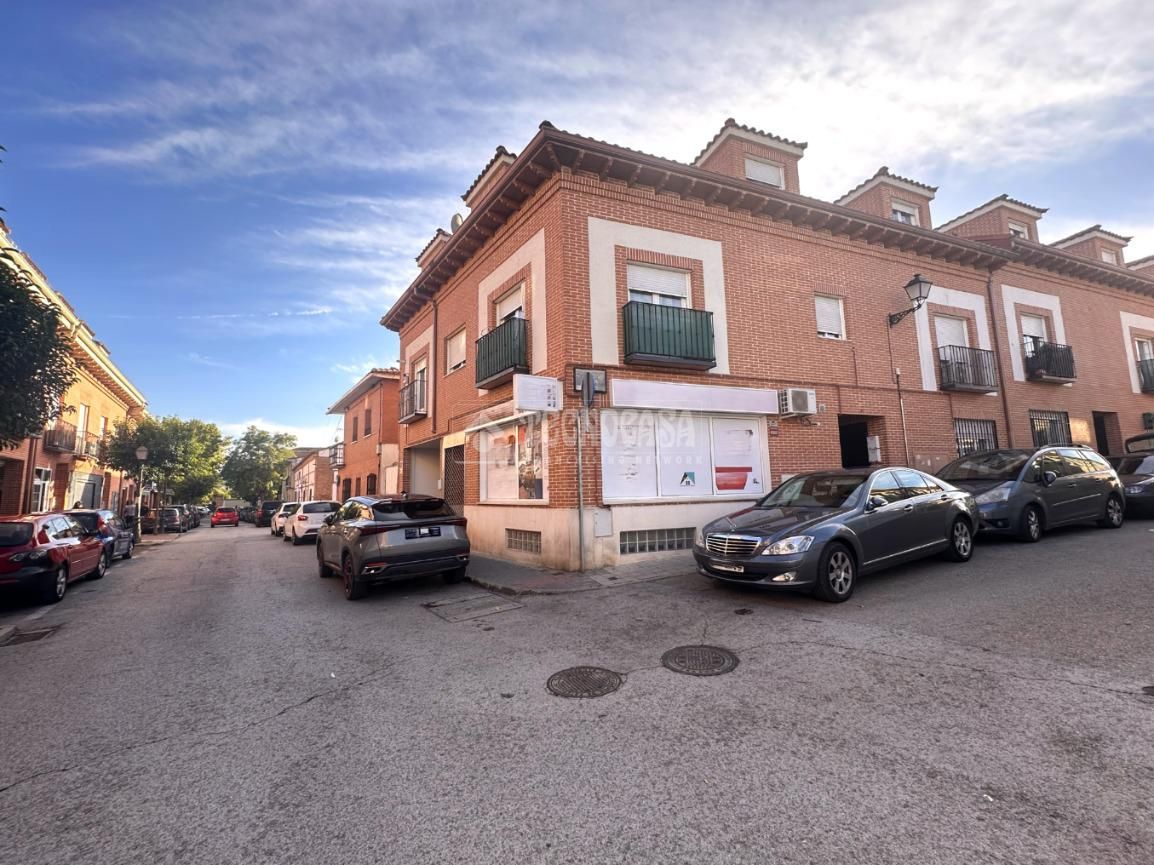 Exterior view of Flat for sale in Camarma de Esteruelas  with Air Conditioner, Heating and Furnished