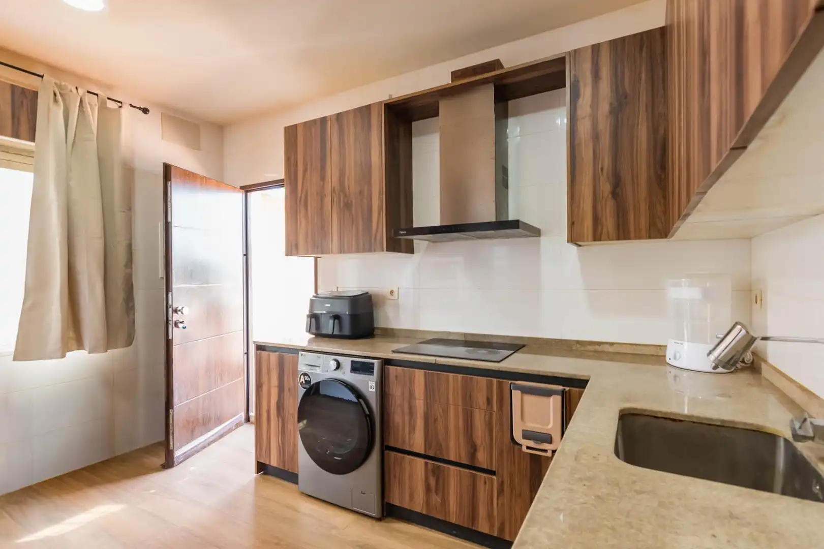 House with pool for sale in Urbanizacion de Periquitos Sur 7, imagen 28
