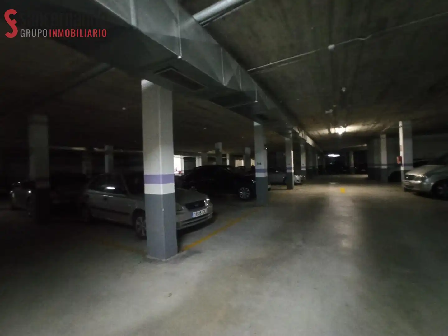 Parkplatz von Garage zum Verkauf in Torrelavega 