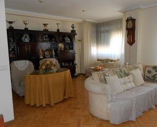 Sala d'estar de Pis en venda en Cáceres Capital amb Aire condicionat, Calefacció i Terrassa