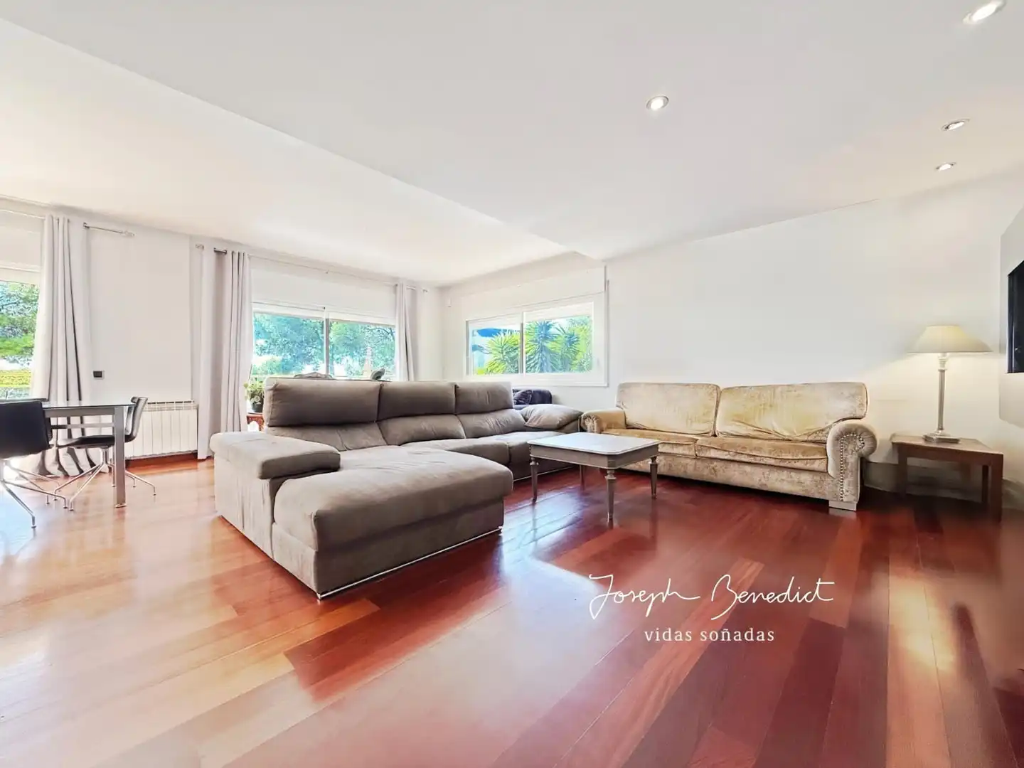 Living room of Houses for sale in Castelldefels  with Air Conditioner, Heating and Private garden