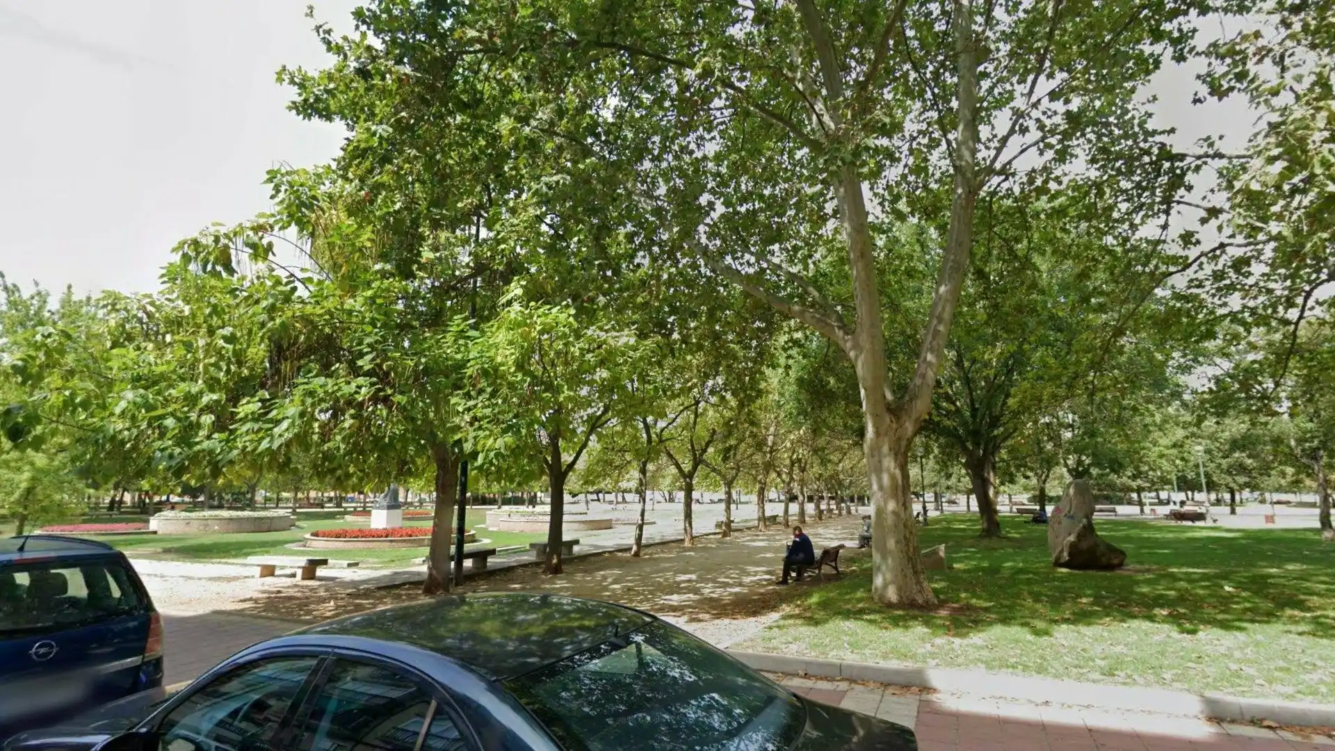 Vista exterior de Pis en venda en Delicias