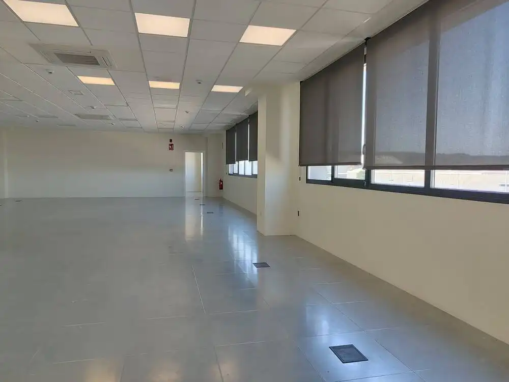Nave industrial de alquiler en Azuqueca de Henares