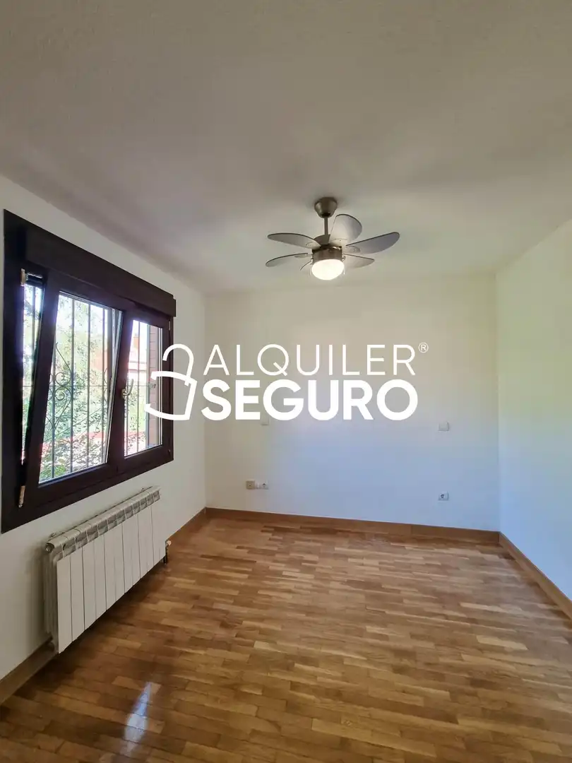 Habitación de Casa o chalet de alquiler en Pozuelo de Alarcón con Aire acondicionado, Calefacción y Terraza