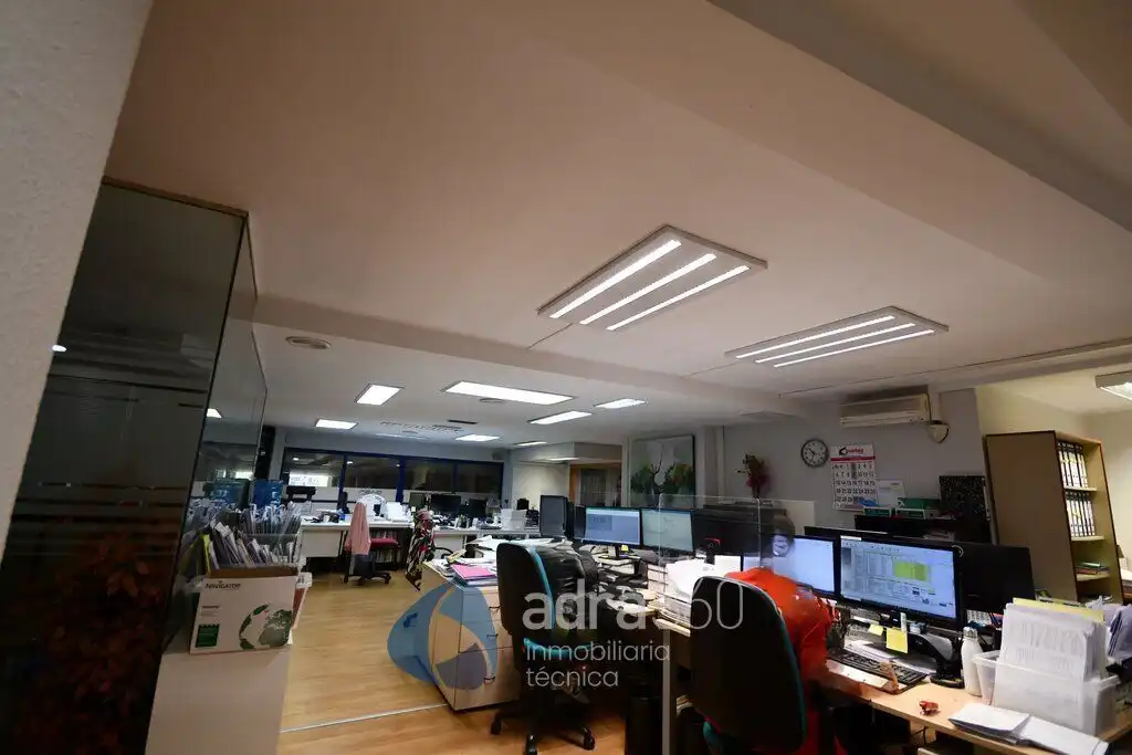 Office for rent in  Logroño