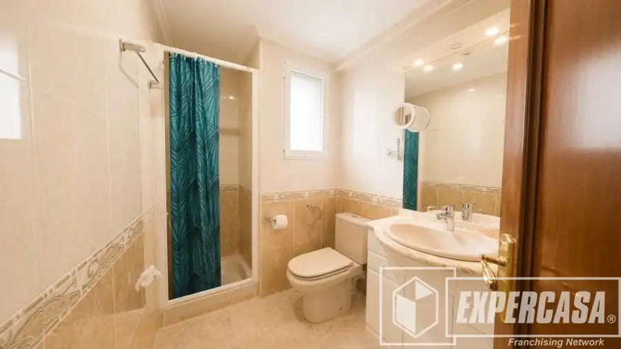 Baño de Piso en venta en Paiporta con Aire acondicionado