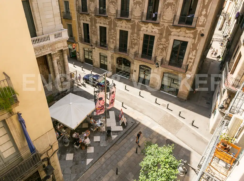 Vista exterior de Piso de alquiler en Barcelona con Calefacción, Amueblado y Balcón