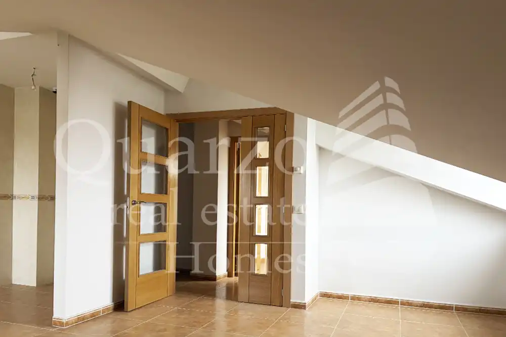 Piso en venta en Hontanares de Eresma con Aire acondicionado y Trastero