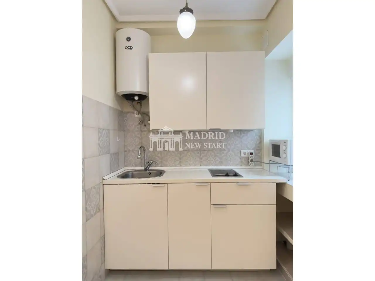 Cocina de Piso de alquiler en Madrid con Aire acondicionado, Calefacción y Trastero