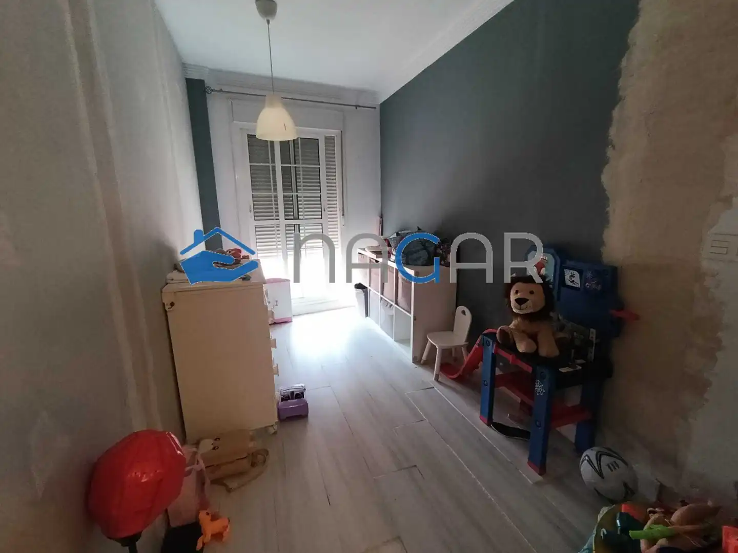 Casa o xalet en venda en La Línea de la Concepción amb Aire condicionat i Terrassa