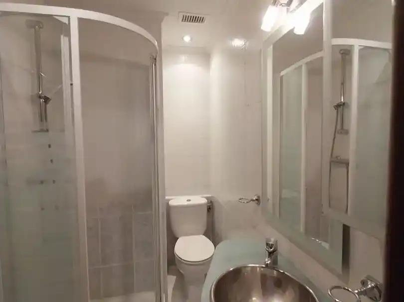 Baño de Ático en venta en Cistérniga con Parquet y Trastero