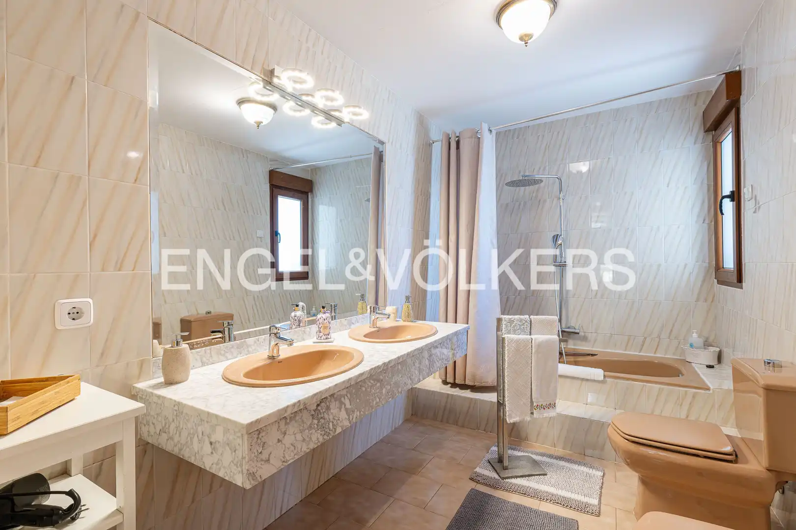 Baño de Casa o chalet de alquiler en Alpedrete con Calefacción y Jardín privado