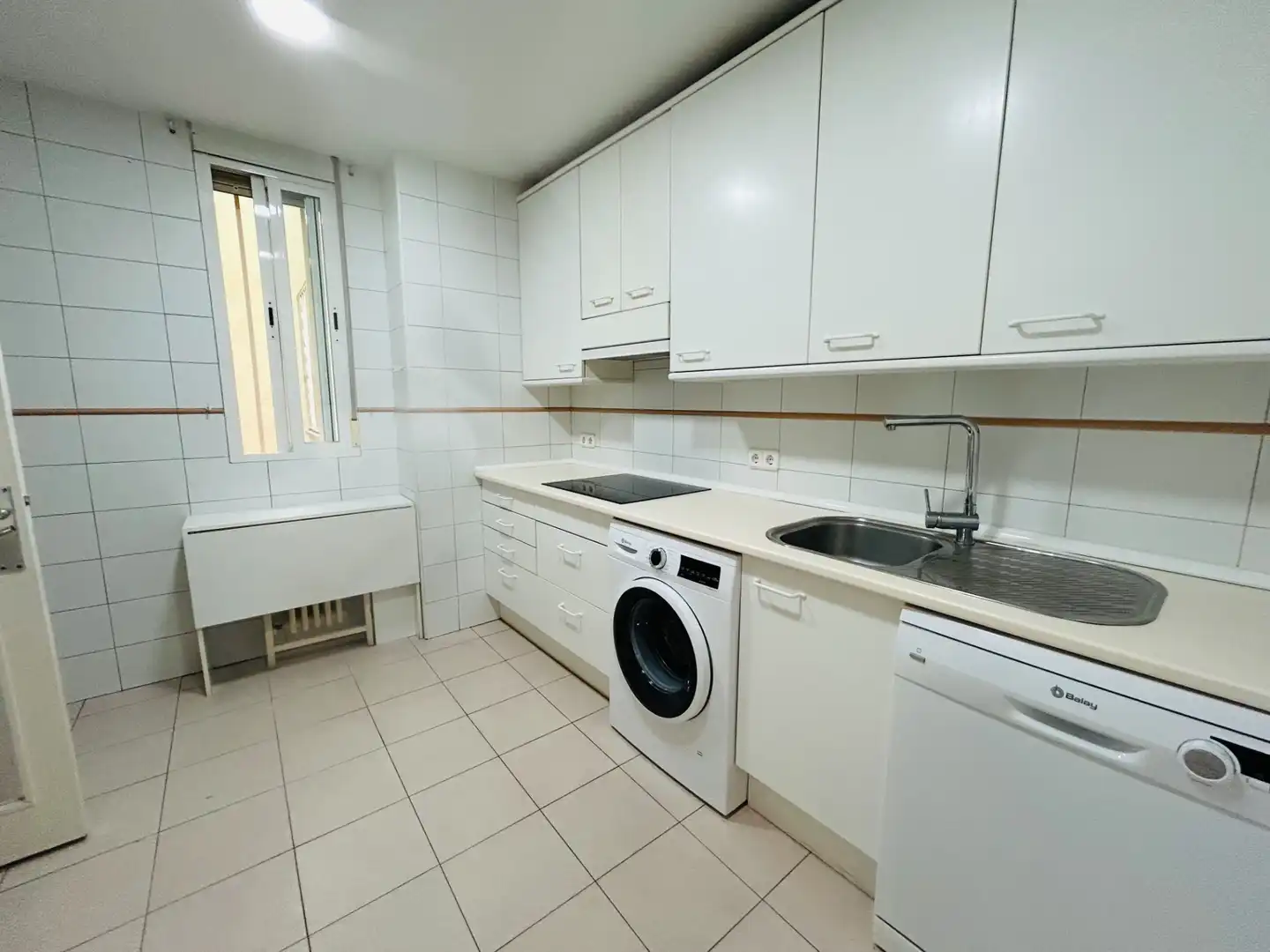 Cocina de Piso de alquiler en Madrid con Aire acondicionado, Calefacción y Parquet