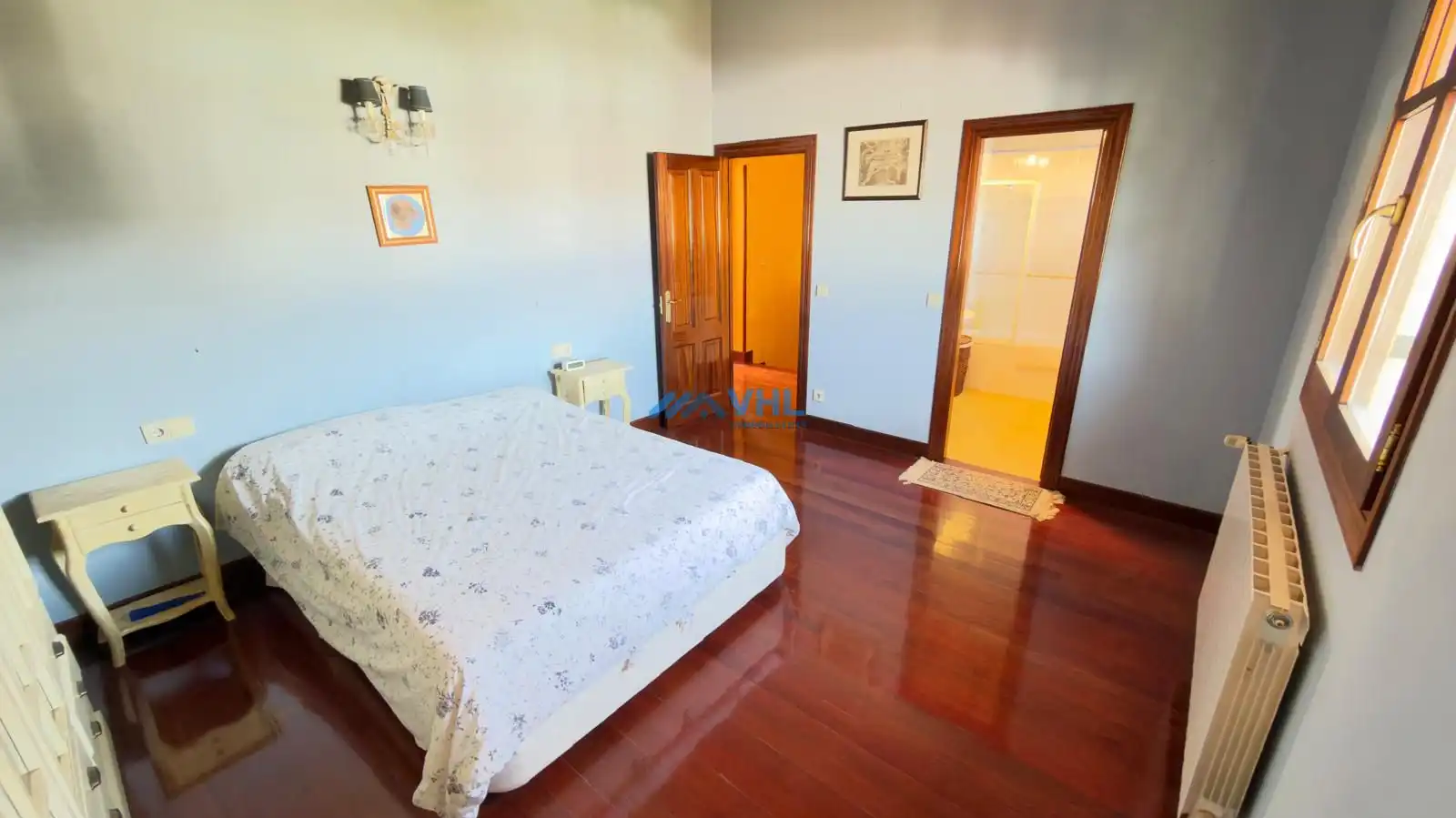 Dormitori de Casa o xalet en venda en Castro-Urdiales amb Calefacció, Jardí privat i Traster