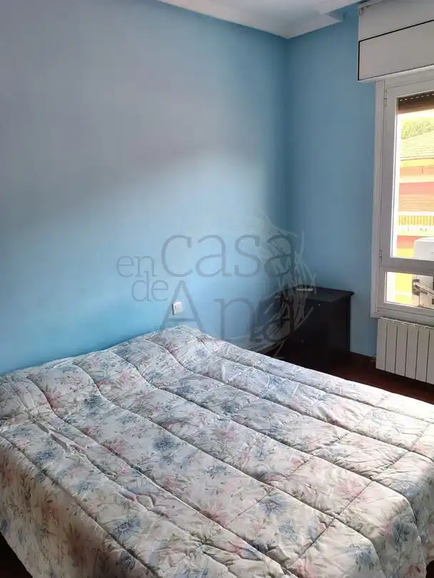 Habitación de Piso en venta en Bilbao  con Calefacción y Trastero