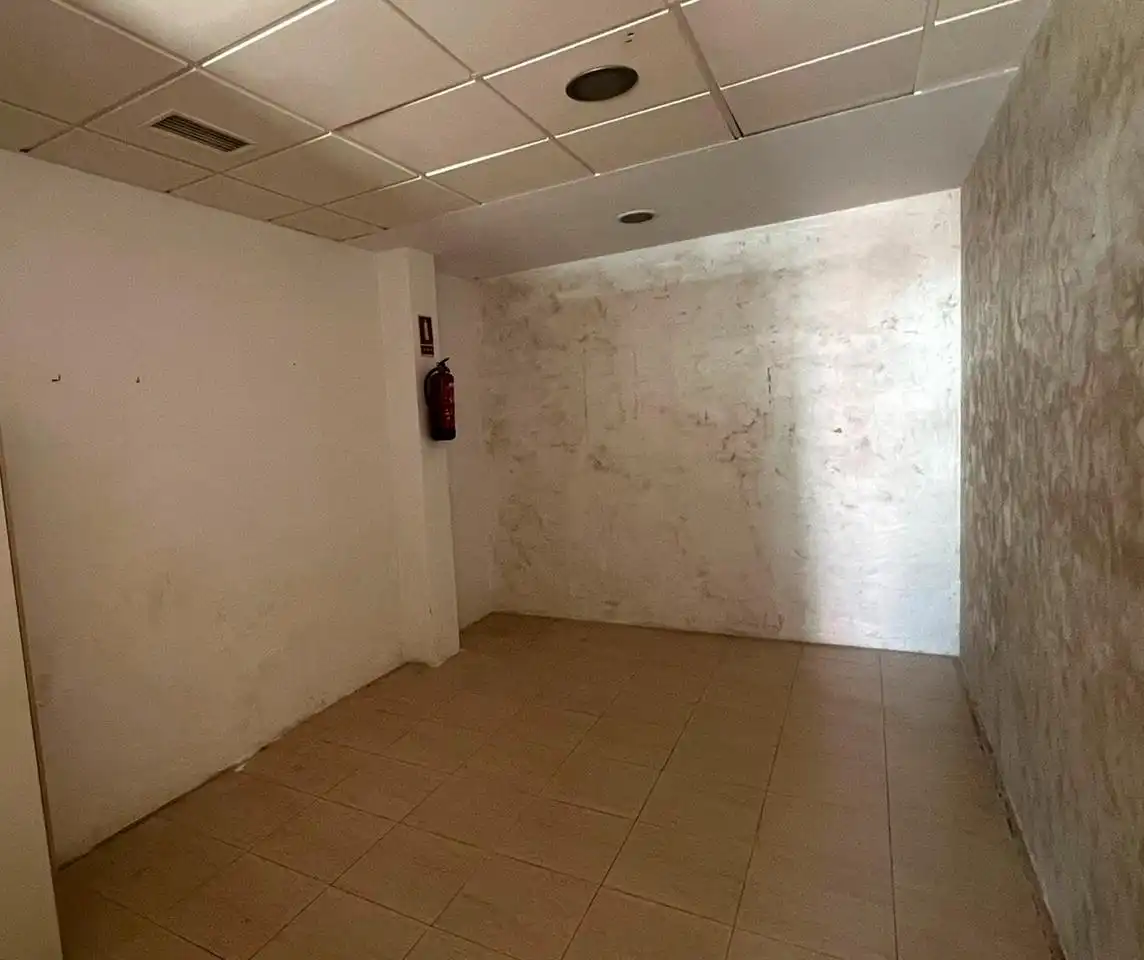 Local en venta en El Ejido con Aire acondicionado