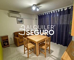 Living room of Flat to rent in Oropesa del Mar / Orpesa  with Heating, Swimming Pool and Furnished