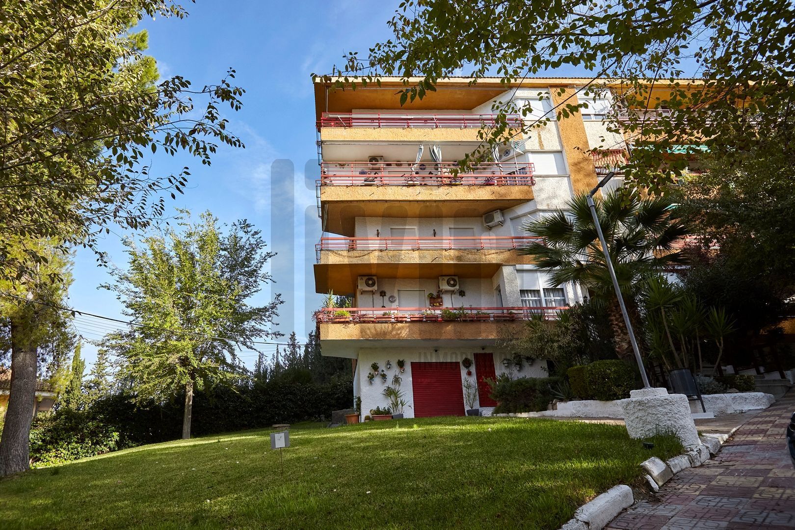 Exterior view of Apartment for sale in  Jaén Capital  with Terrace and Community pool