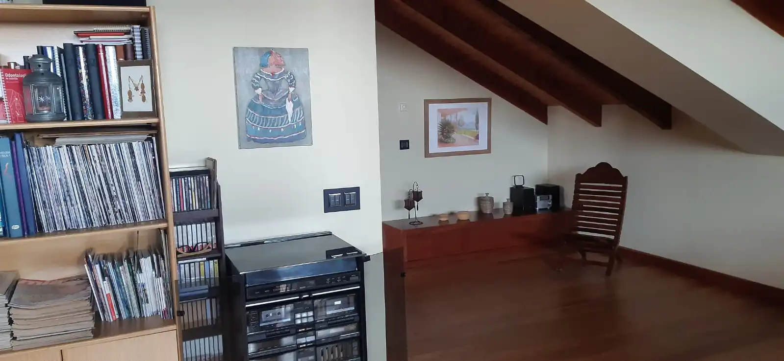 Sala d'estar de Casa o xalet de lloguer en Onzonilla amb Jardí privat, Parquet i Moblat