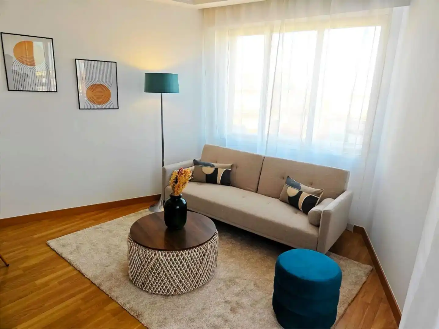 Sala d'estar de Àtic en venda en  Madrid Capital amb Aire condicionat