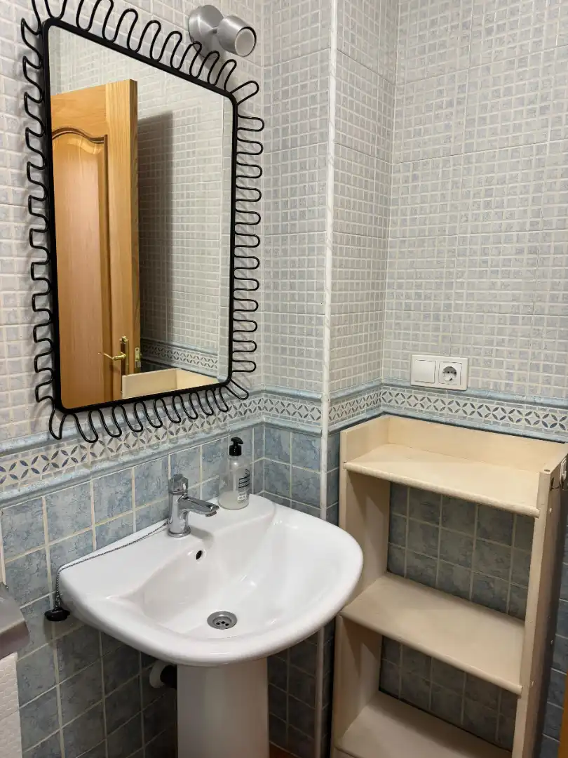 Baño de Piso en venta en Campo de Criptana con Calefacción, Amueblado y Horno
