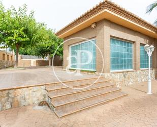Exterior view of House or chalet for sale in Paterna  with Air Conditioner, Heating and Private garden