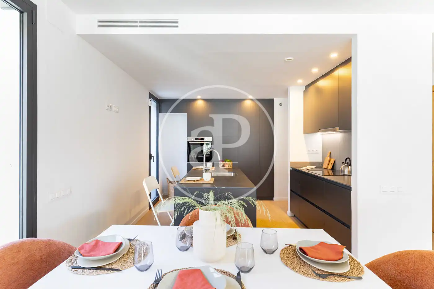 Comedor de Piso en venta en Sant Cugat del Vallès con Aire acondicionado, Calefacción y Jardín privado