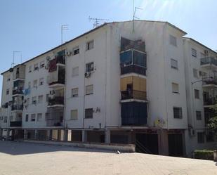 Exterior view of Flat for sale in  Granada Capital