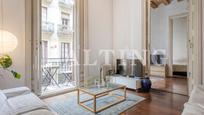Sala d'estar de Pis en venda en  Barcelona Capital amb Calefacció i Balcó