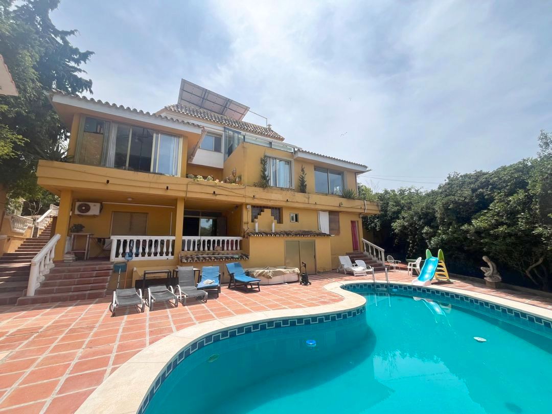 Exterior view of Houses for sale in Marbella  with Air Conditioner, Heating and Private garden