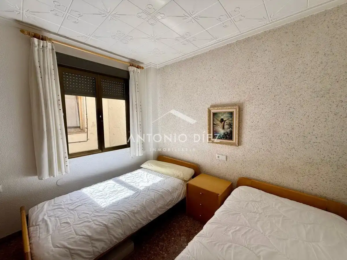 Bedroom of Flat for sale in Aspe  with Air Conditioner