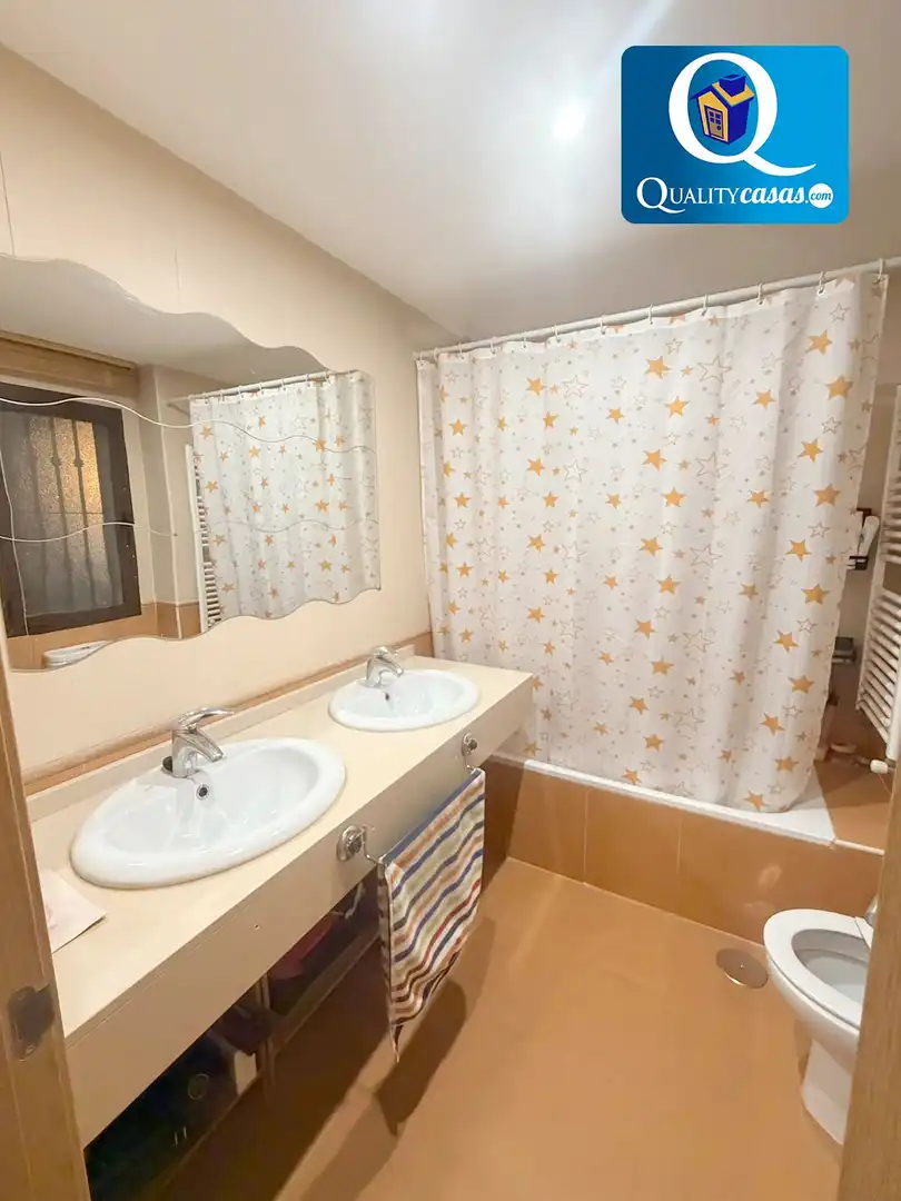 Baño de Casa adosada en venta en Almajada - Ravel  