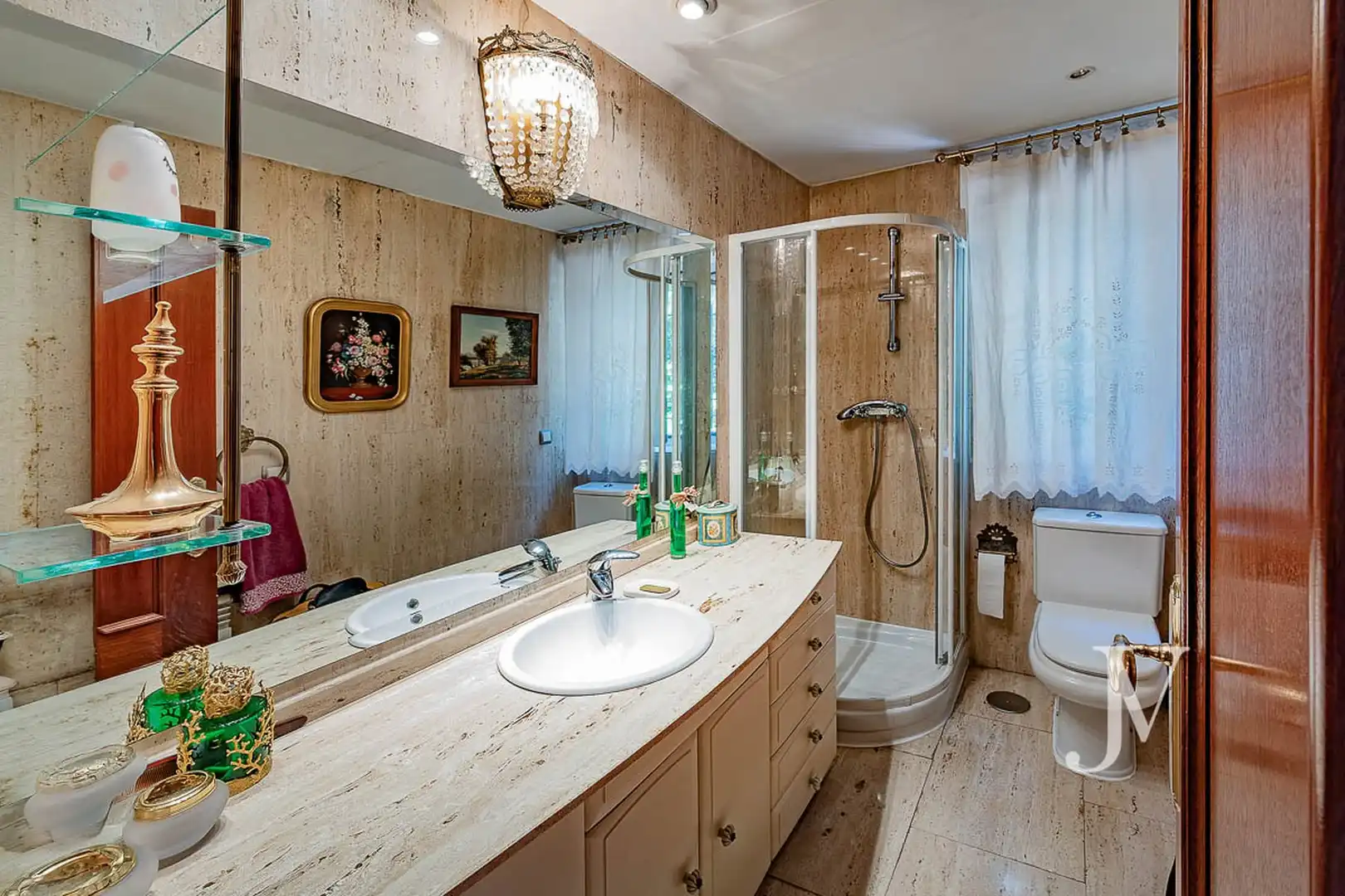 Baño de Casa o chalet en venta en Madrid con Aire acondicionado, Calefacción y Jardín privado
