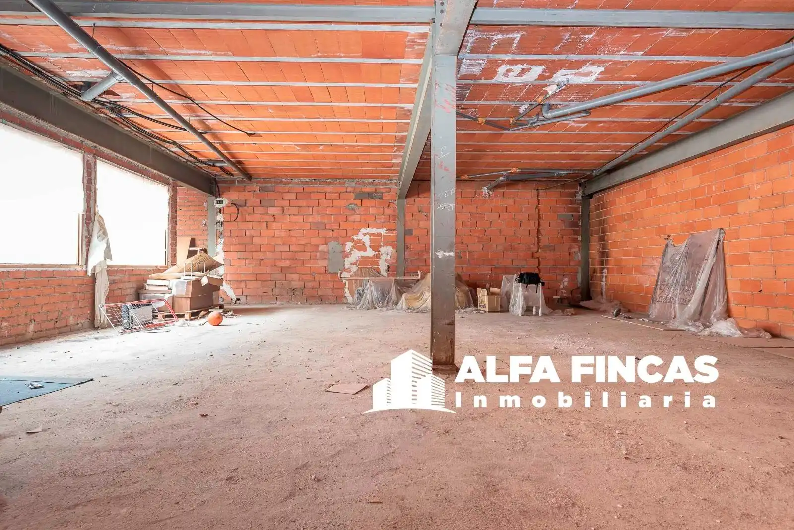 Local comercial en venda a Arrabal, imagen 2