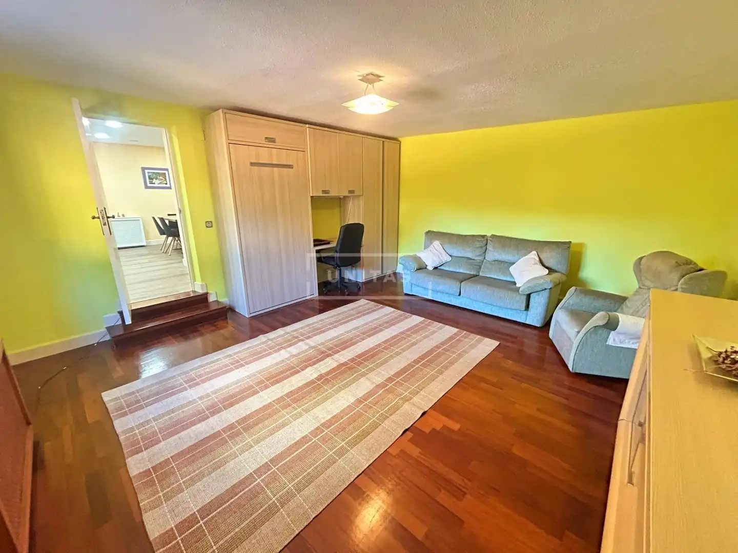 Sala d'estar de Casa o xalet en venda en Alicante / Alacant amb Aire condicionat, Jardí privat i Terrassa