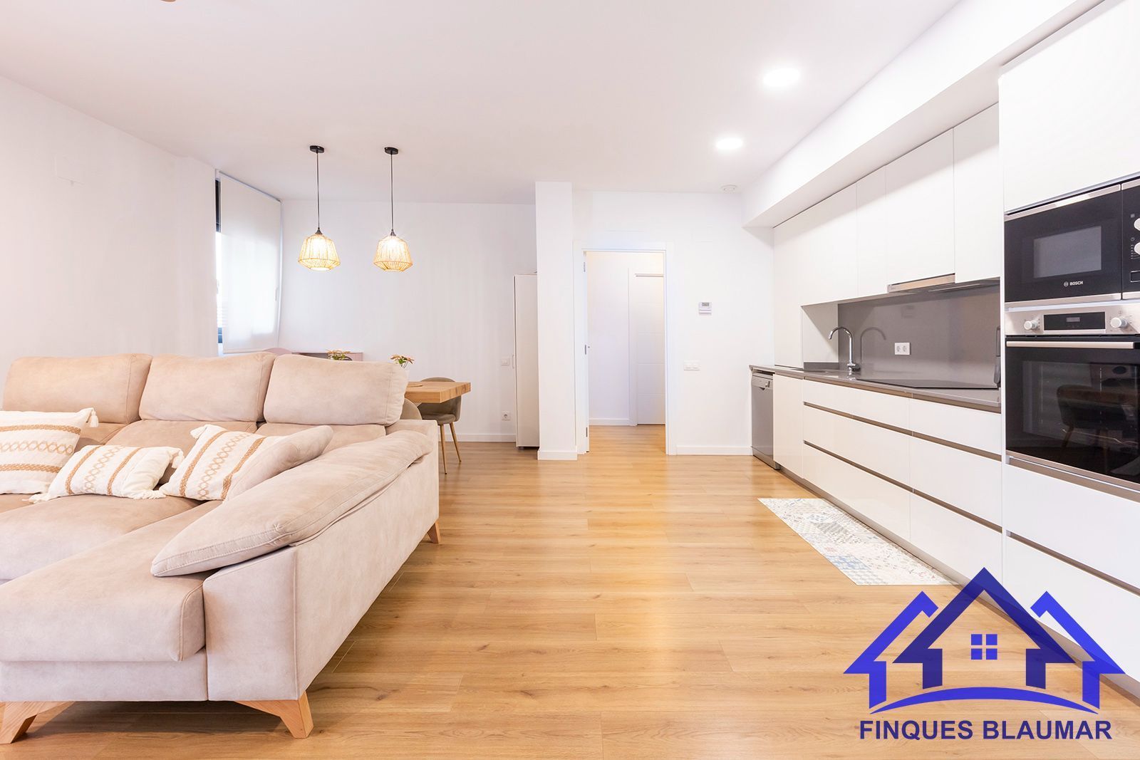 Living room of Flat for sale in Arenys de Mar  with Terrace and Storage room