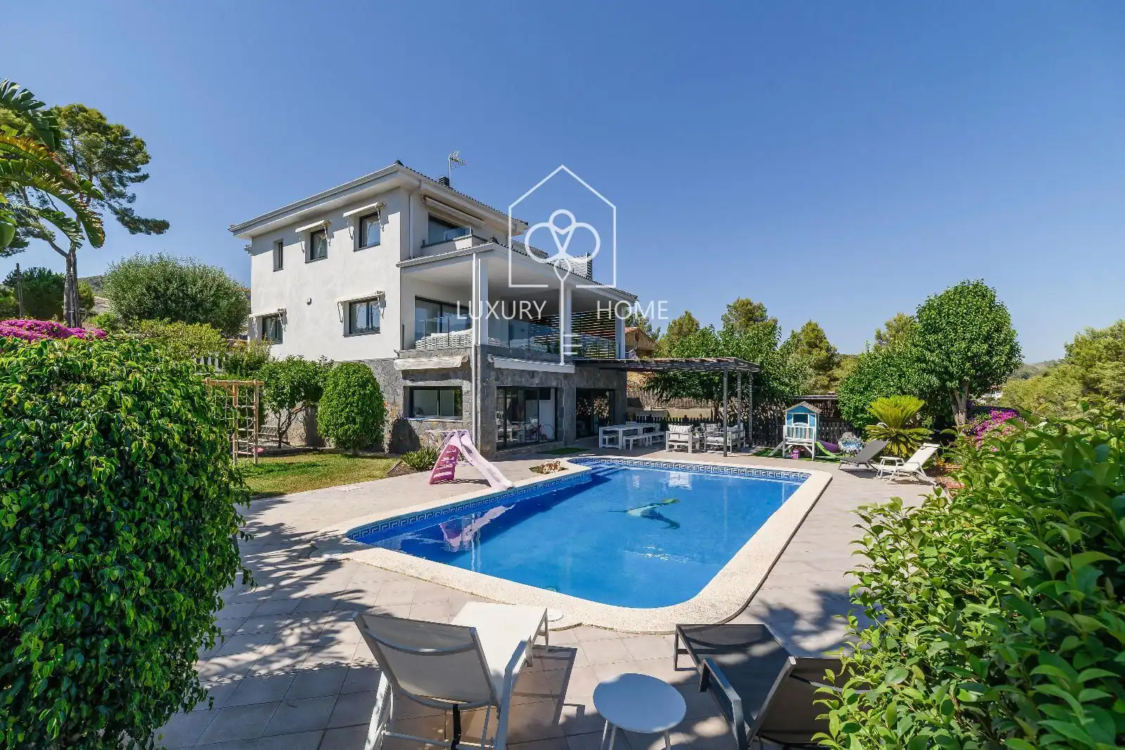 Piscina de Casa o chalet en venta en Gavà con Aire acondicionado, Calefacción y Terraza