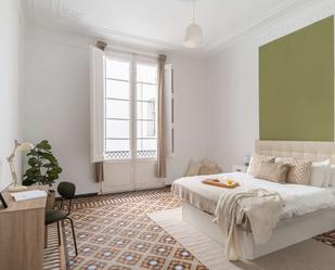 Bedroom of Flat to share in  Barcelona Capital  with Air Conditioner and Terrace