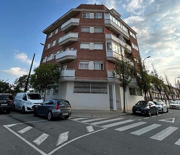 Vista exterior de Pis en venda en Reus